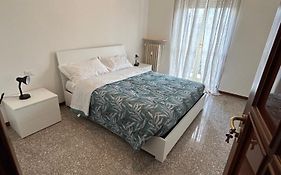 Bed Station -Self Check In-