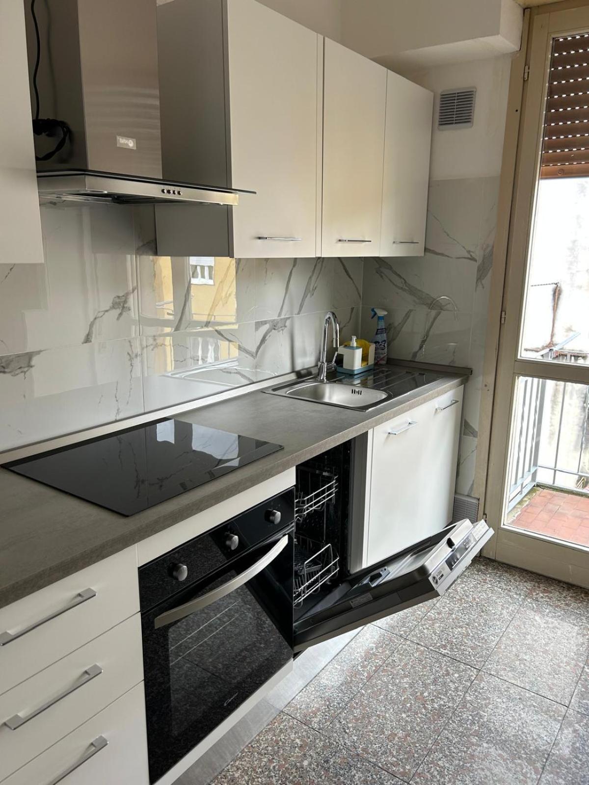 Bed Station -Self Check In- Bed & Breakfast Bergamo Exterior photo